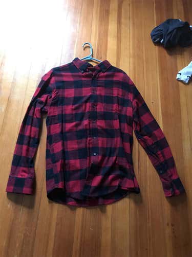 Red and Black Men's Medium Flannel Shirt