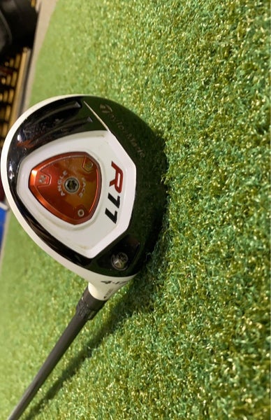 TaylorMade Right Handed Men's Stiff Flex Fairway Wood