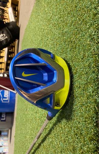 Nike Right Handed Men's Stiff Flex Loft 10.5 Driver