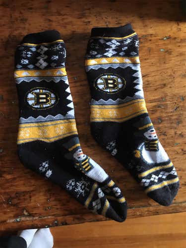 NHL Bruins Winter Socks