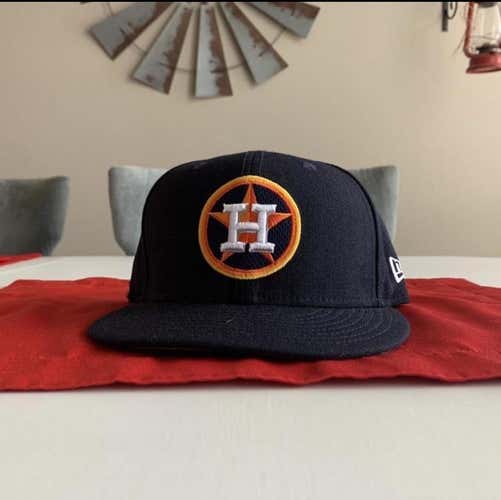 Blue Men's 7 1/4 New Era