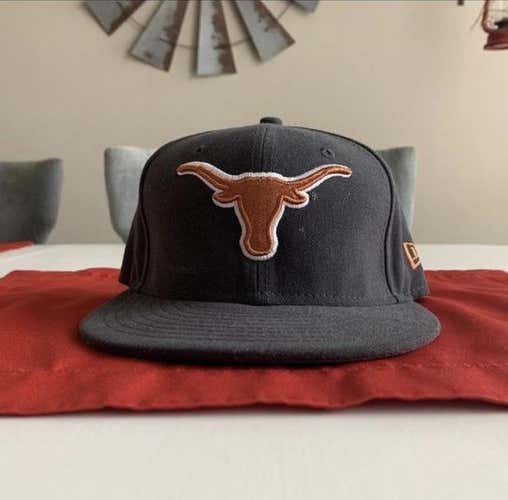 Gray Men's 7 1/4 New Era