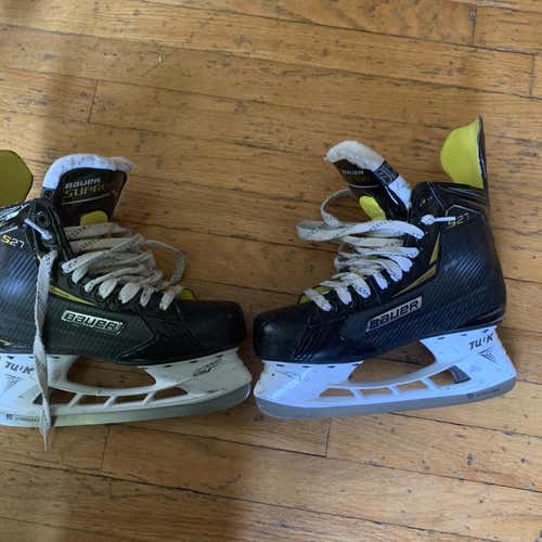 Used Bauer Supreme S27 D&R (Regular)  Size 7.5 Hockey Skates