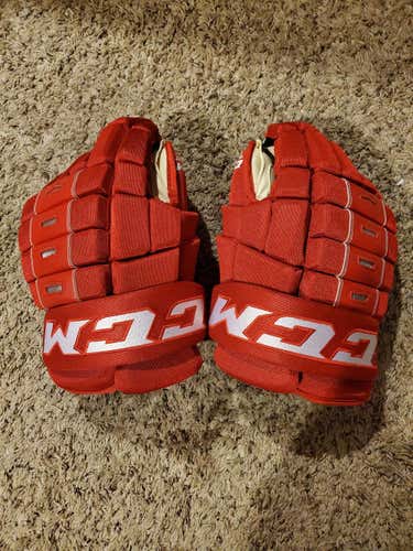 New CCM HG4RRP Gloves 14"