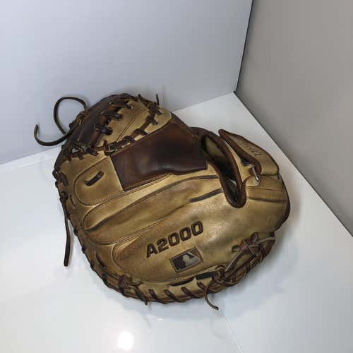 Wilson A2000 Mn25 Custom 33.5" Catchers Mitt