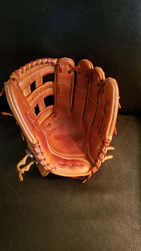 Brown Used Adult Rawlings Revo 950 Outfield Right Handed Baseball/Softball Glove 12.75"