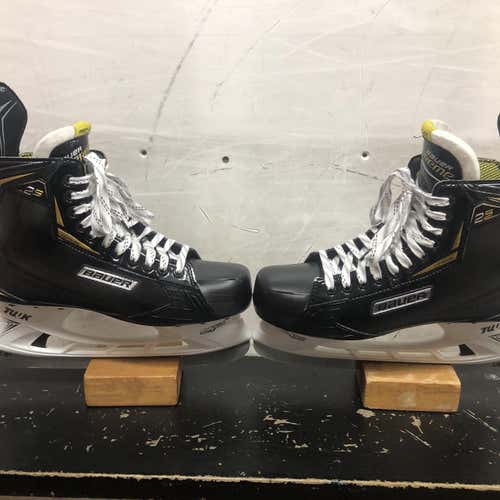 New Bauer Supreme 2S EE Size 11