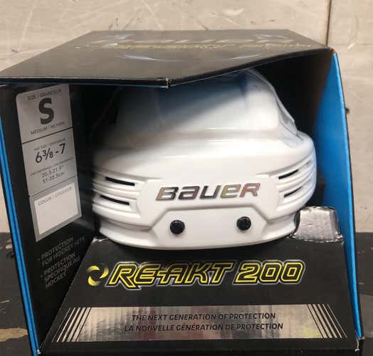 White New Small Bauer Re-Akt 200  Helmet