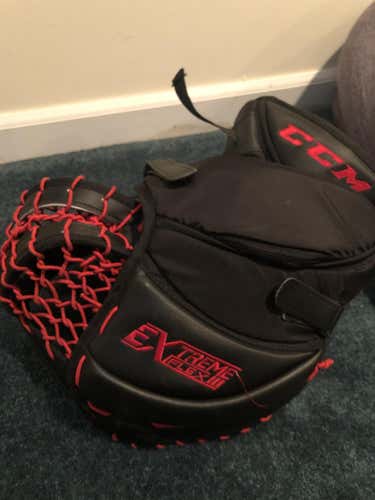 Senior Used CCM Regular Extreme Flex III