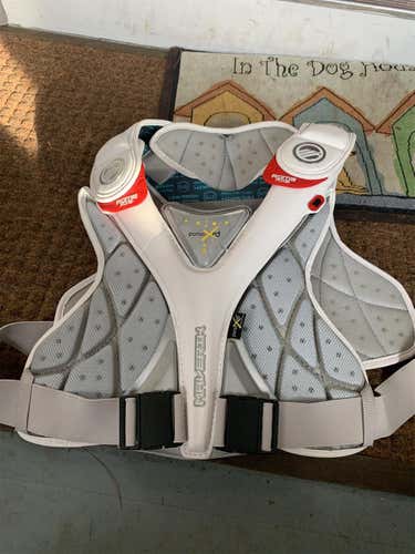 Used Large Maverik Rome RX3 Shoulder Pads