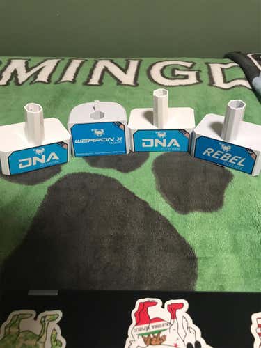READ DESCRIPTION New East Coast Dyes Head Stand