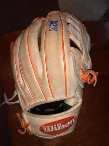 Used Infield A2K DW5 12" Baseball Glove