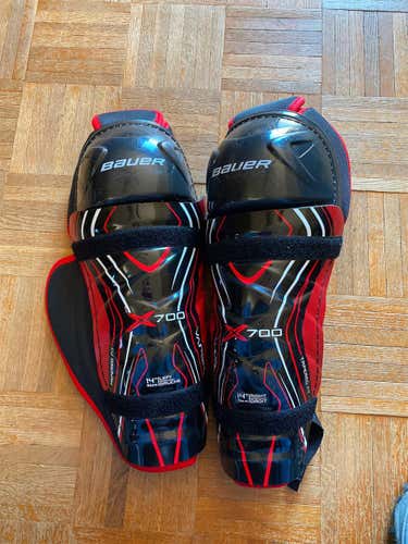 Used Bauer Vapor X700 Shin Pads
