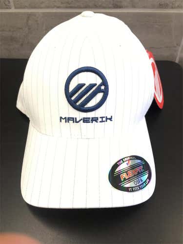 New White Adult Medium/Large Flex Fit Maverik Hat