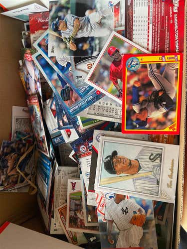 250+ Baseball Cards