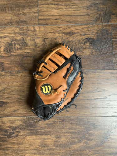 Brown Used Wilson Right Handed First Base A500 Baseball Glove 12"