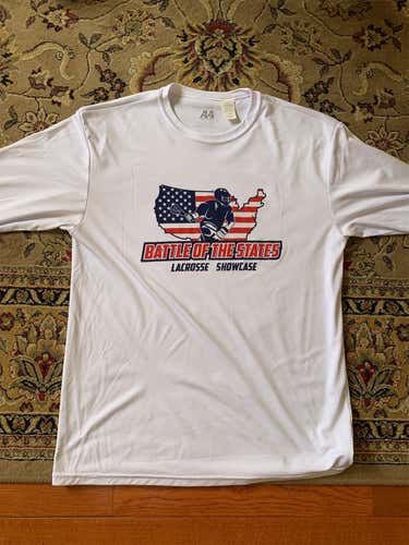 Battle of The States White Long Sleeve Size Medium