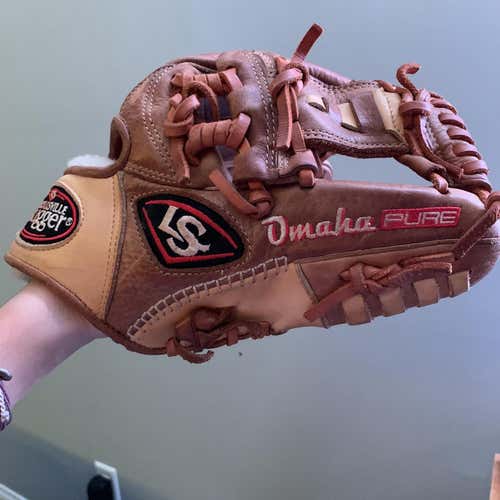 Brown Used Right Handed Omaha Pure 11.5" Baseball Glove