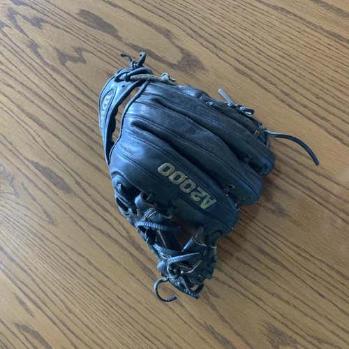 Black Used Infield 11.25" Baseball Glove