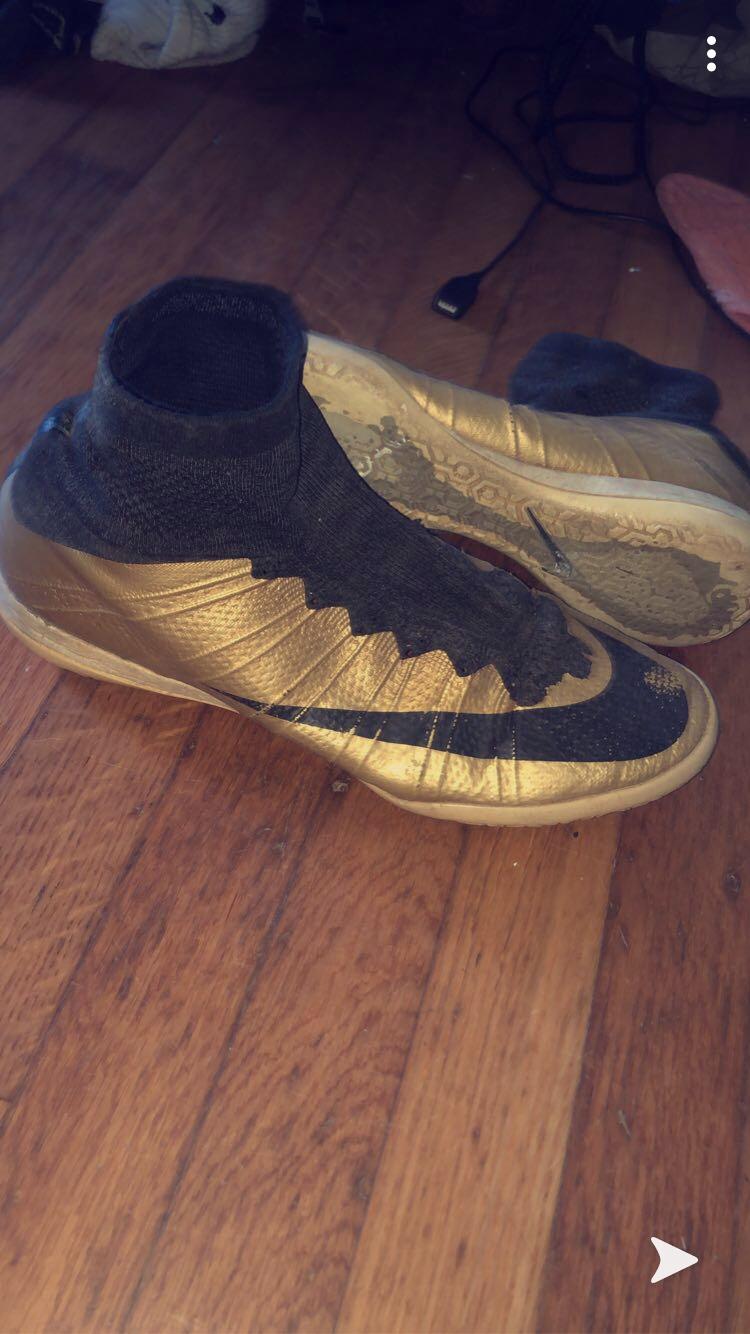 nike mercurial superfly gold