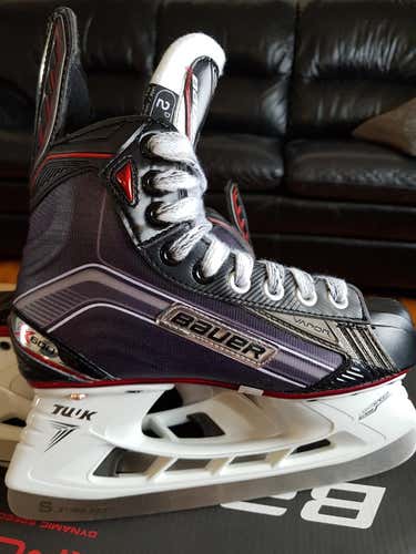 New Bauer Vapor X600 Skates Size 2