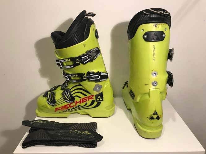 Used Fischer Ski Boots 120-130 Flex