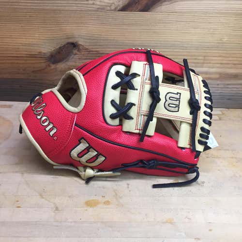 Wilson A2000 11.5" Feb 2020 GOTM Baseball Glove