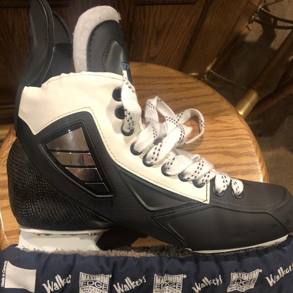 New True D&R (Regular) Size 8 Hockey Skates