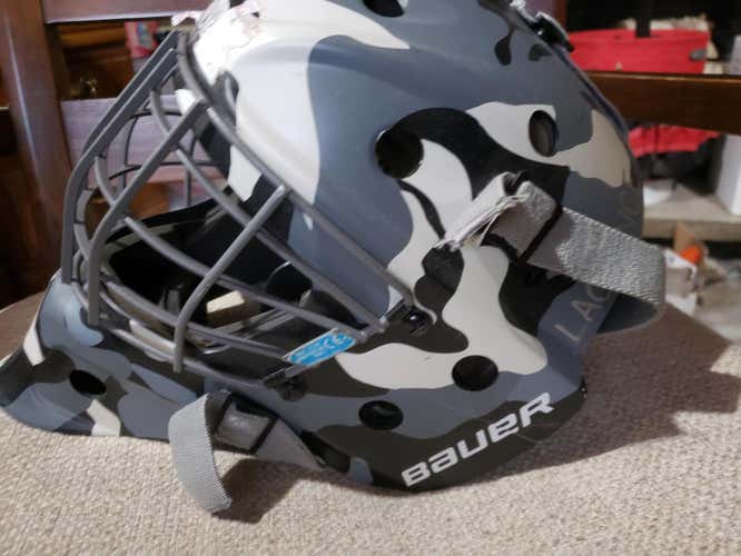 Gray Junior Used Bauer NME 5 Goalie Mask