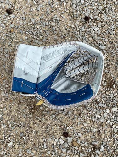 Used Regular Vaughn SLR 2 Pro Carbon Pro Glove