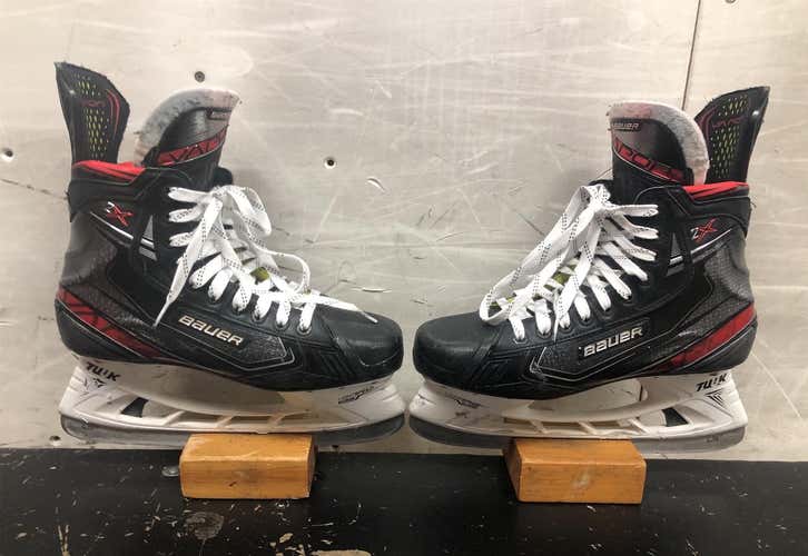 Used Bauer Vapor 2X EE (Extra Wide)  Size 8.5 Hockey Skates