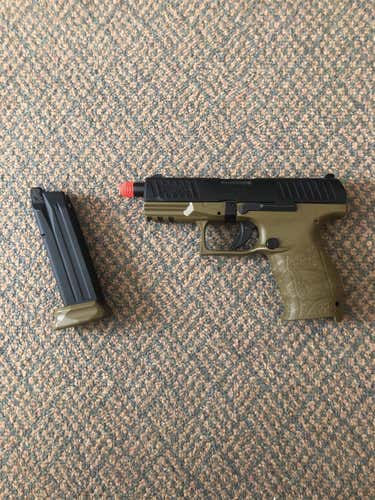 PPQ 99 Walther Airsoft Pistol Green Gas