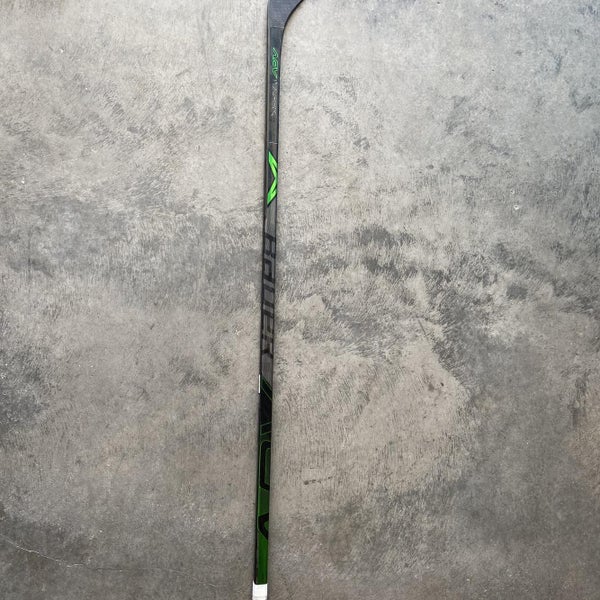 Like New Right Handed Vapor ADV P88 67 flex