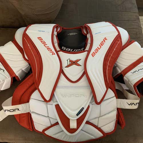 Barely Used Medium Bauer Vapor 1X Intermediate Chest And Arm Protector