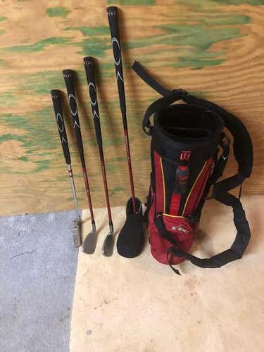 Used Nike Tiger Woods Child Golf Set