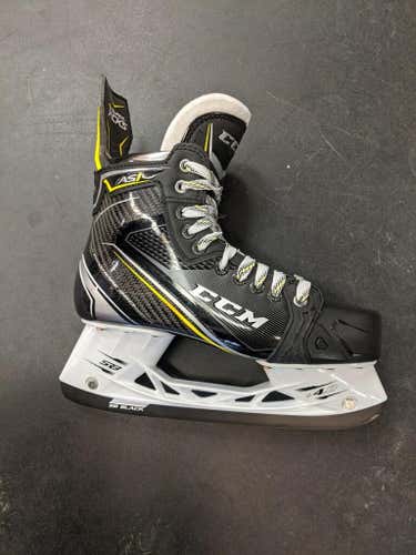 Senior New CCM Super Tacks AS1 Hockey Skates EE (Extra Wide) Size 8