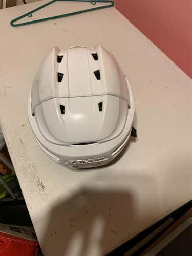 White Used Large Bauer Re-Akt 100 Helmet