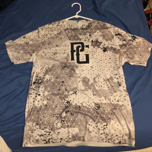 Adult Large Nike Shirt