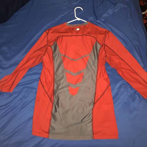 Adult Medium Nike Shirt