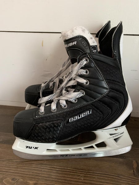 Junior Bauer Flexlite Hockey Skates Size 4