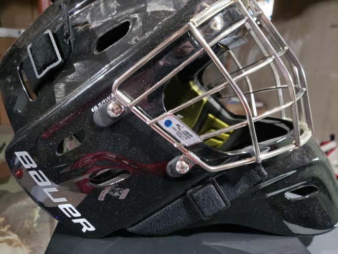 Black Senior Used Bauer Concept C1 Goalie Mask