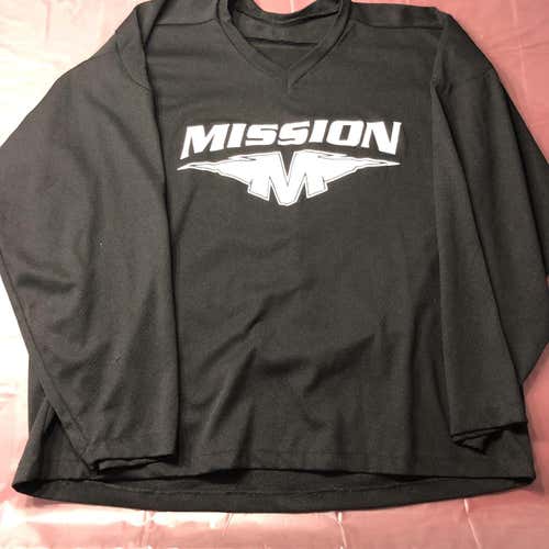 LIKE NEW*  MISSION Practice Jersey