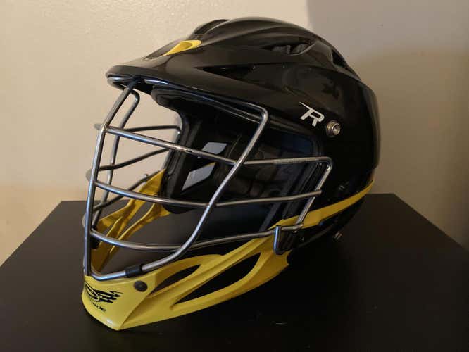 Black Adult Used Player Cascade R Helmet