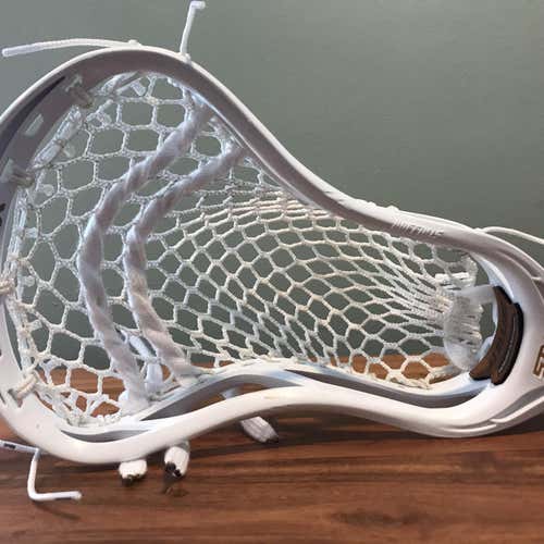 Stallion 700 W String King 4s