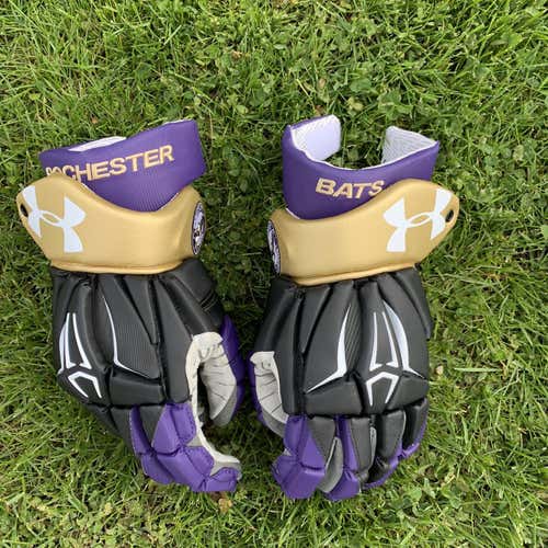 Rochester Bats Under Armour Command Pro 2 Lacrosse Gloves