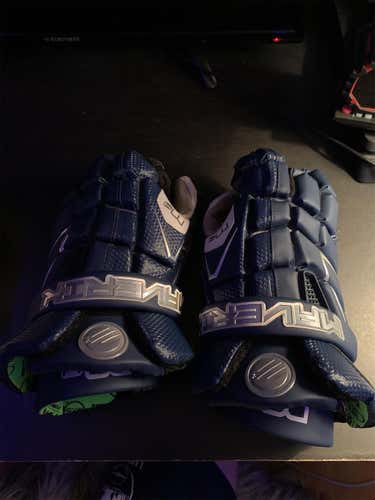 Brand New Maverik M4 13" Lacrosse Gloves