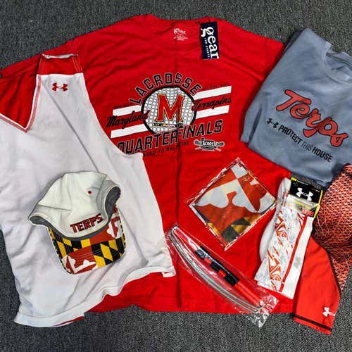 BUNDLE Under Armour Red Large Shirt Jersey Hat Socks Bag