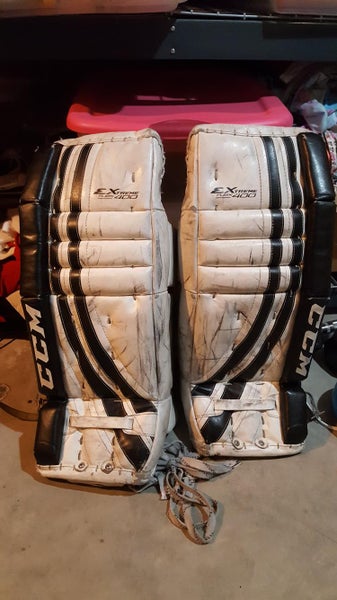 Used 24" CCM Extreme Flex 400 Goalie Leg Pads