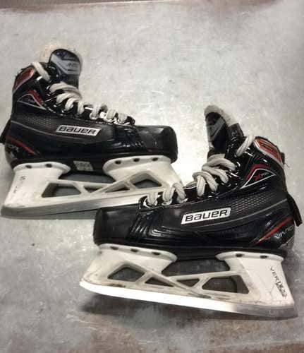 Bauer X700 Size 2 Goalie Skates