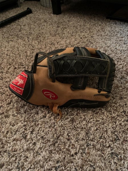 Brown Used Outfield 11.25" Baseball Glove